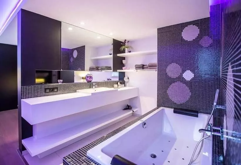 簡易ホテル Wellness Hasselt Bed & Breakfast