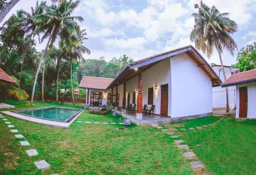 Hotelli Villa Hiriketiya