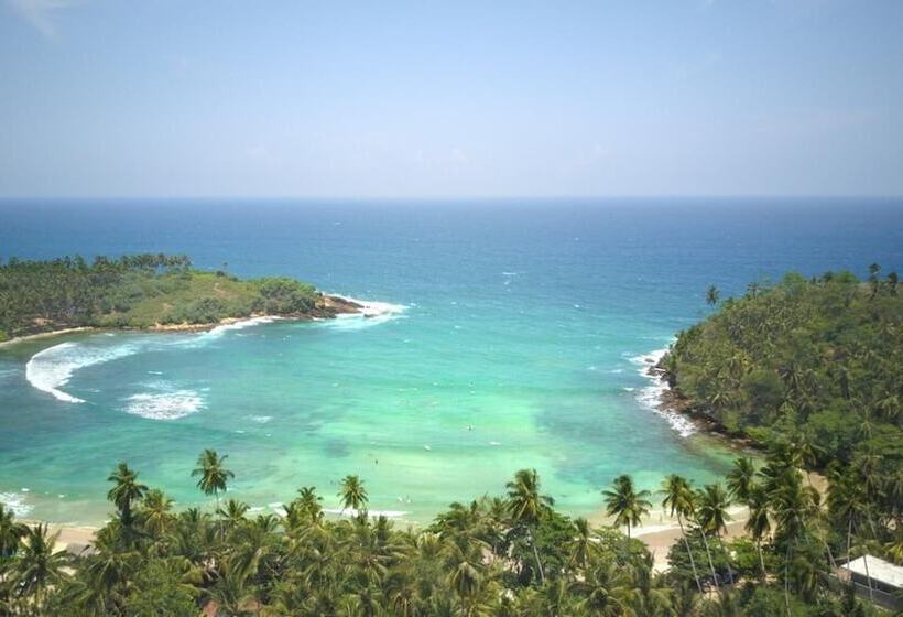 هتل Villa Hiriketiya