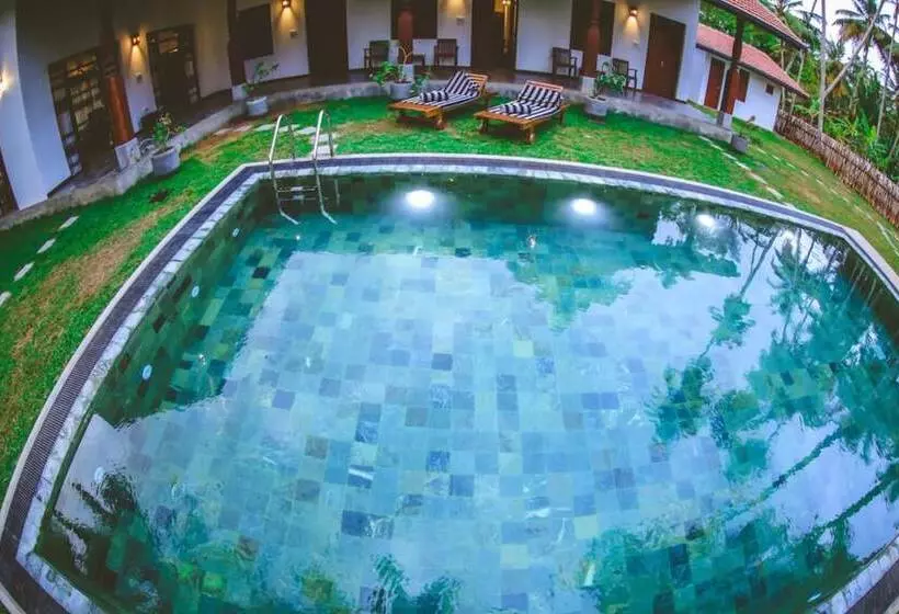 Hotelli Villa Hiriketiya