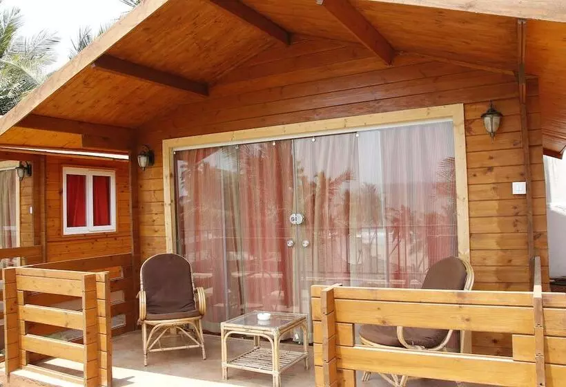 Larive Beach Resort