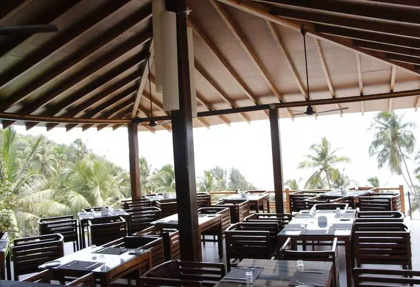 Larive Beach Resort