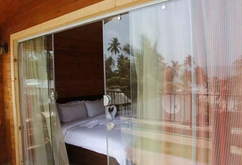 Larive Beach Resort