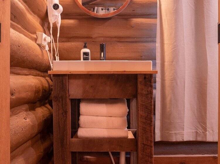 Motel Elkhorn Cabins And Inn