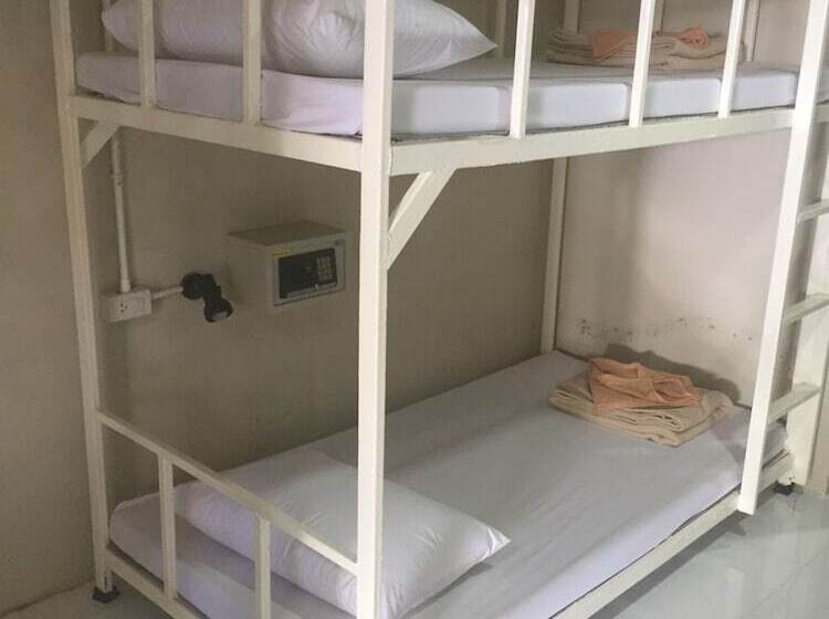 פנסיון Phi Phi Viva Guesthouse   Hostel