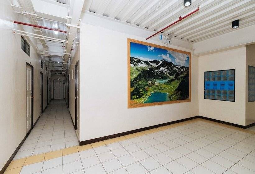 호텔 Reddoorz Plus @ Rsg Legarda Manila