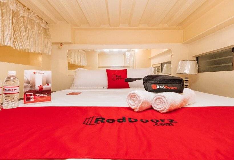 호텔 Reddoorz Plus @ Rsg Legarda Manila