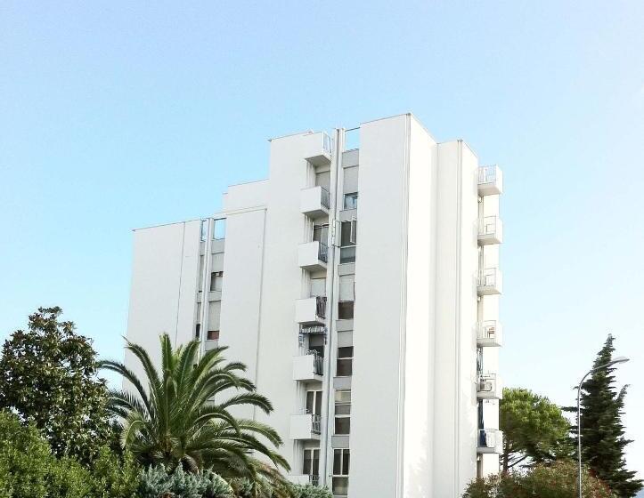 פונדק Dormire A Cisanello