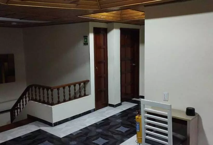 هتل Boutique Mendoza   Cerca Aeropuerto El Dorado