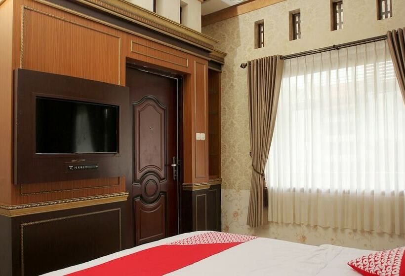 בית מלון כפרי OYO 417 Bama Guesthouse