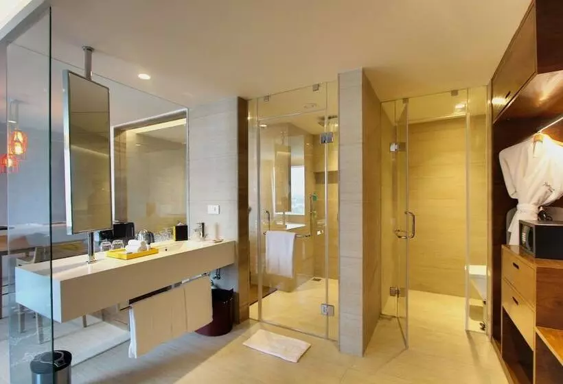 ホテル Radisson Bengaluru City Center