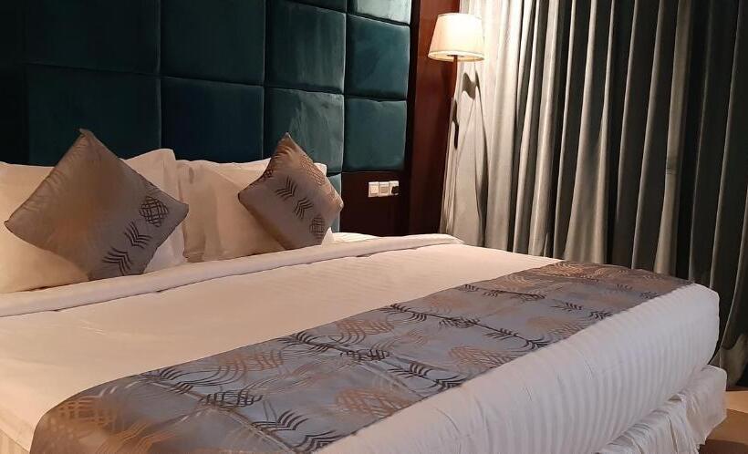 בית מלון כפרי Three Points Al Salama