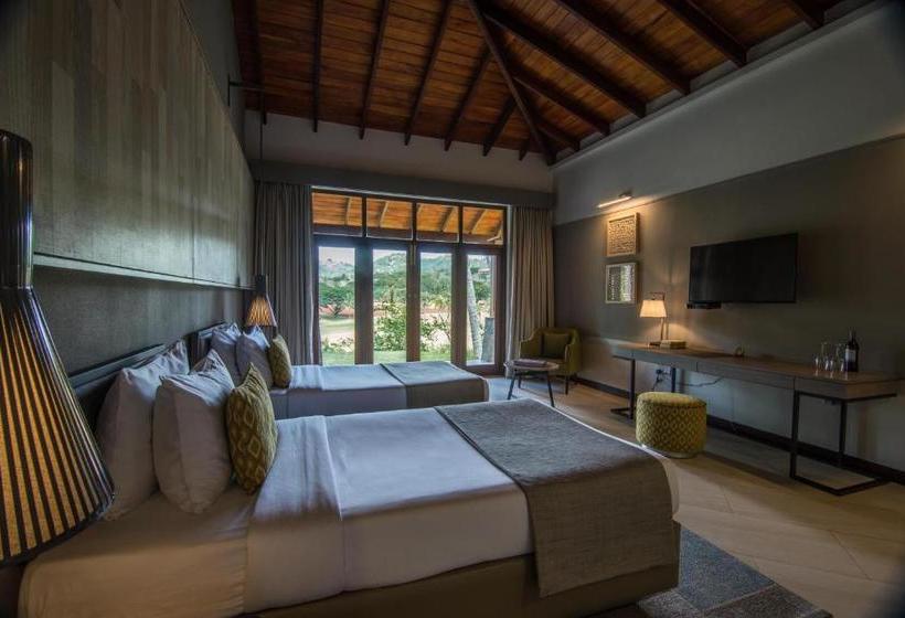 Victoria Golf & Country Resort