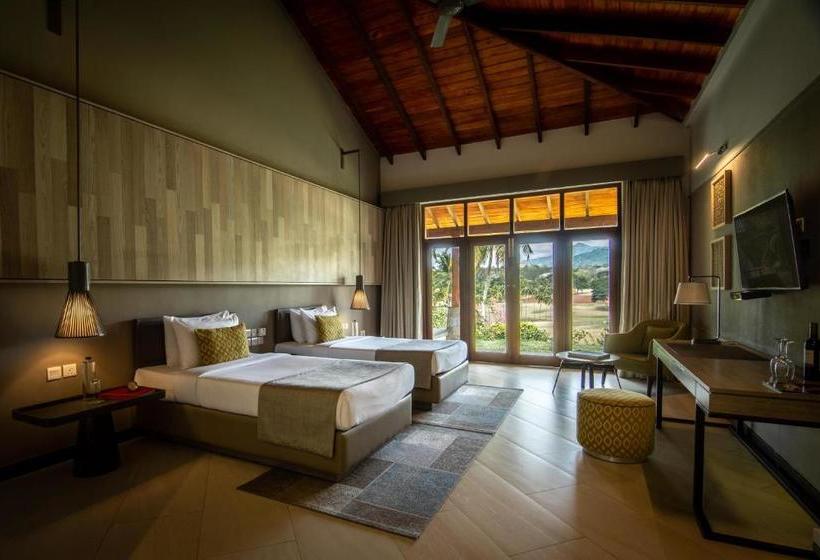 Victoria Golf & Country Resort