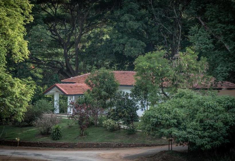 Victoria Golf & Country Resort