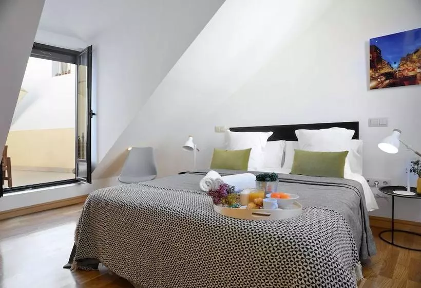 Aspasios San Mateo Boutique Apartments