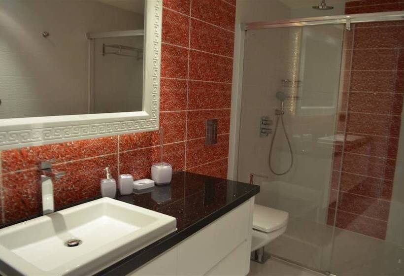 בית מלון כפרי Elite Admiral Premium Residences