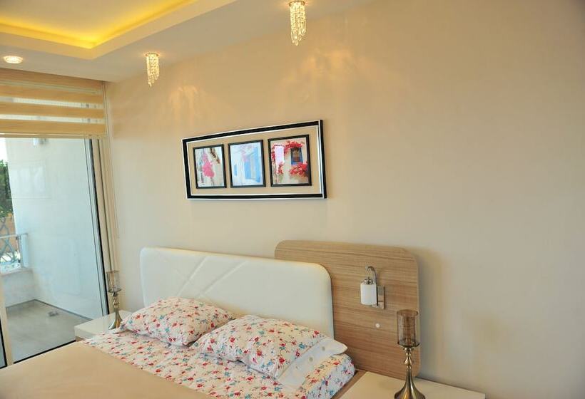 בית מלון כפרי Elite Admiral Premium Residences