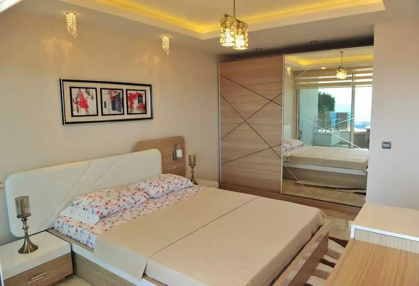 Hotelli Elite Admiral Premium Residences