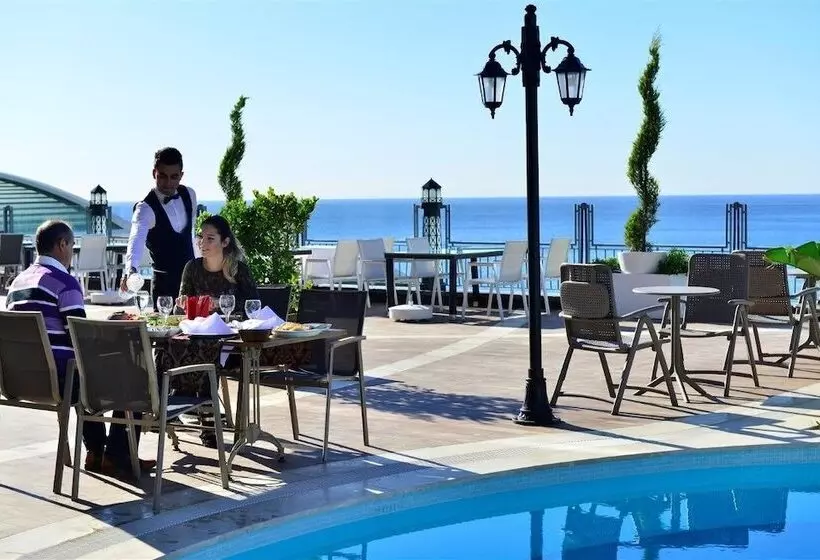 Hotelli Elite Admiral Premium Residences