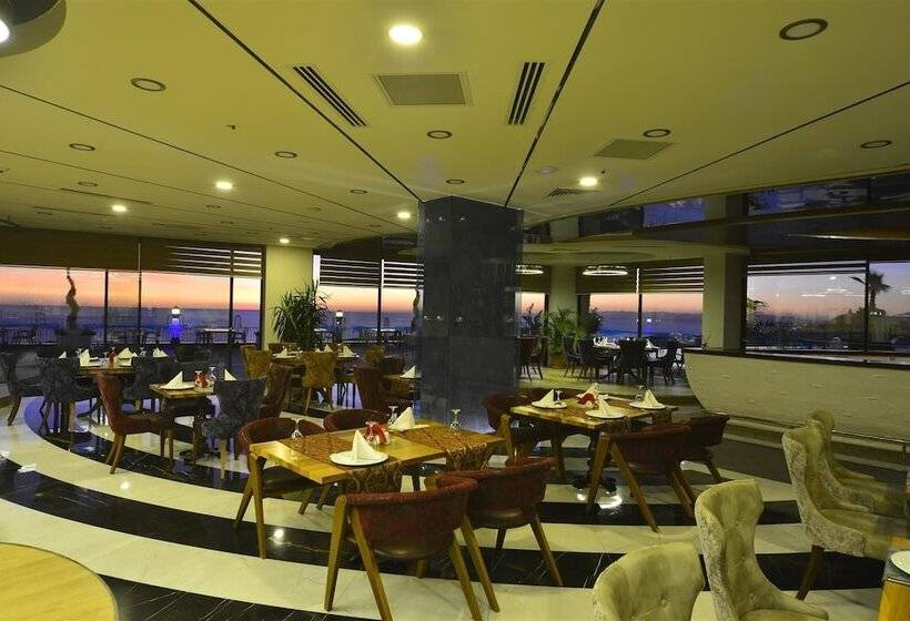 בית מלון כפרי Elite Admiral Premium Residences