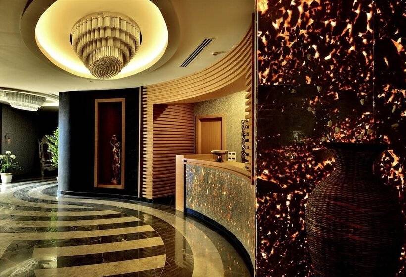 בית מלון כפרי Elite Admiral Premium Residences