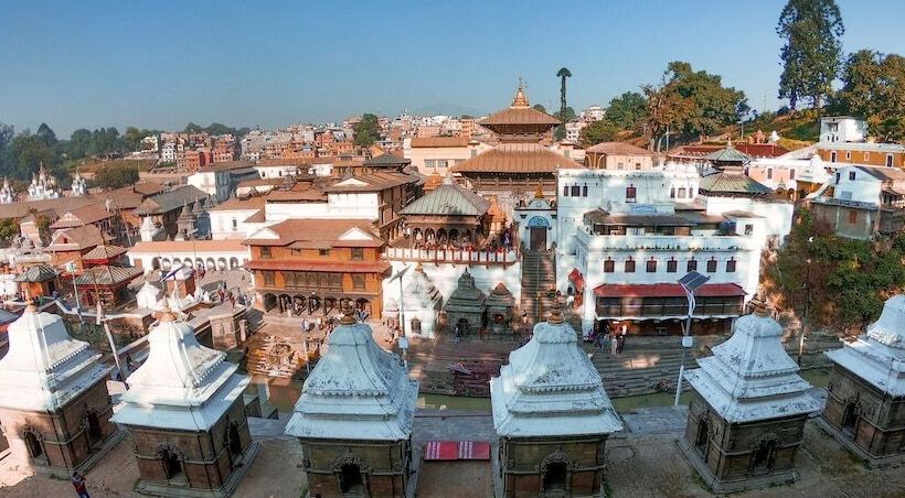 Somewhere Hotel & Restaurant Pvt.ltd By Oyo Rooms