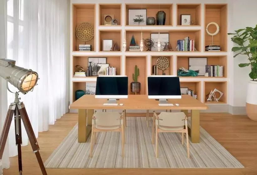 Hotelli Vida Creek Harbour