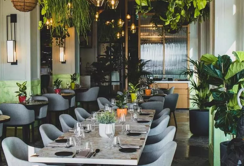 Hotelli Vida Creek Harbour