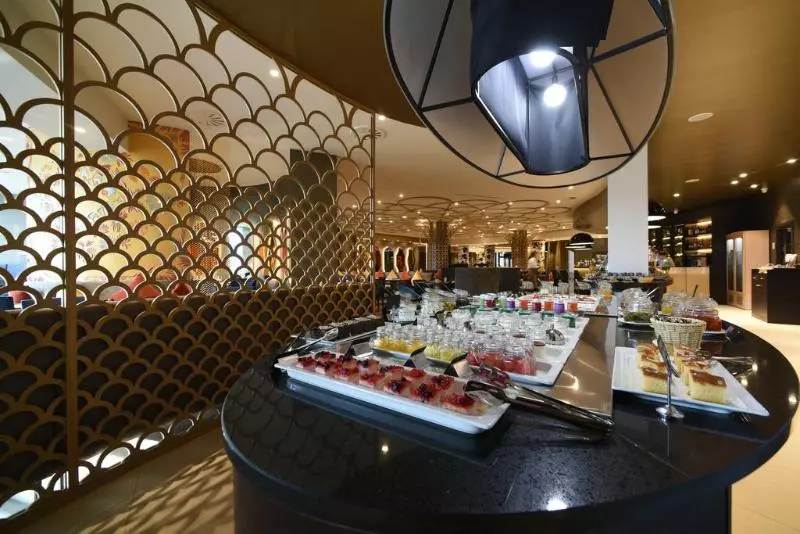 ホテル Mercure Minsk Old Town