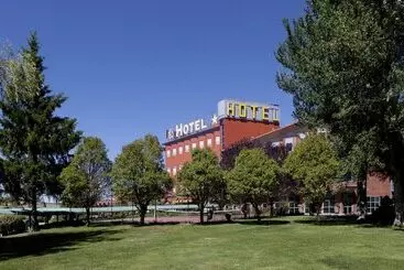 هتل Ciudad De Burgos