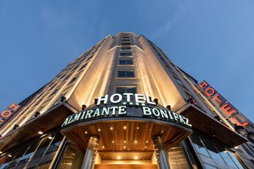 فندق Crisol Almirante Bonifaz
