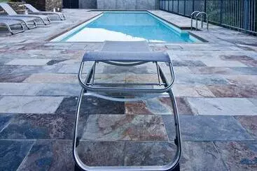 Отель Llane Petit