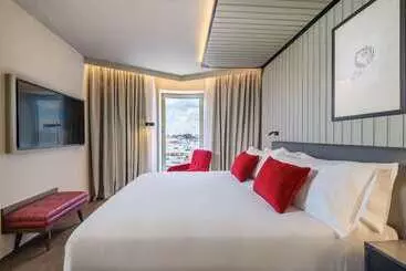 هتل Canopy by Hilton Madrid Castellana