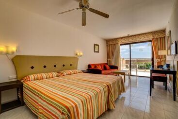 Hotel Sbh Taro Beach