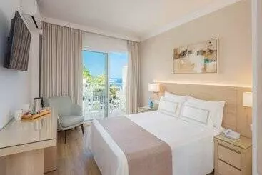 Отель Las Arenas, Affiliated by Melia