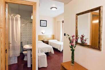 ホテル Hostal Tropical