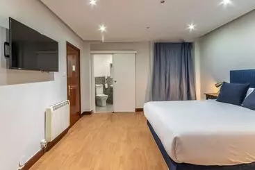 פנסיון Arenal Suites Bilbao