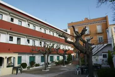 Hostal Plaja I Pati De Can Plaja