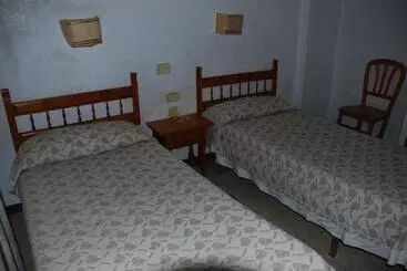 ホテル Pensión Versalles