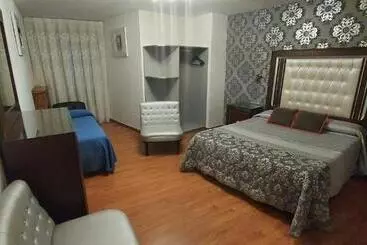 Hotel Hostal Del Campo