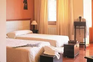 호텔 El Milano Real