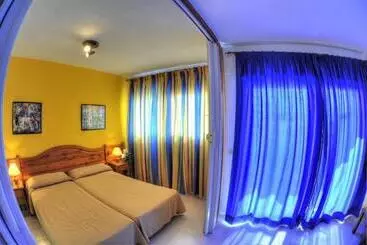 Apartamentos La Mirage