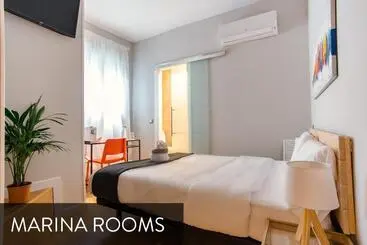 هتل Marina Rooms