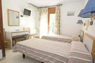 فندق فئة نجمة واحدة Lizana 2