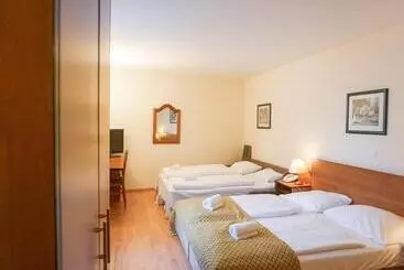 호텔 Deutschmeister