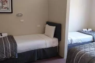 Motel Commodore Motor Inn