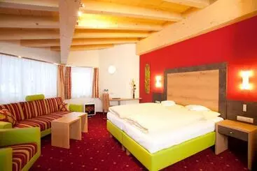 Wellness  Und Familienhotel Egger