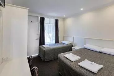 Coachman Hotel Motel