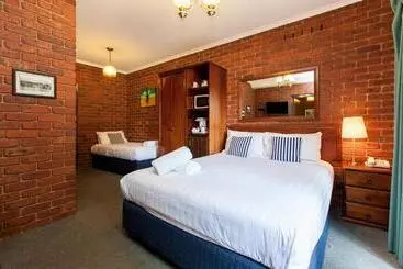 בית מלון כפרי Armour Motor Inn